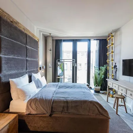 Port Of Travemuende, Opening 2021 * Lubecca